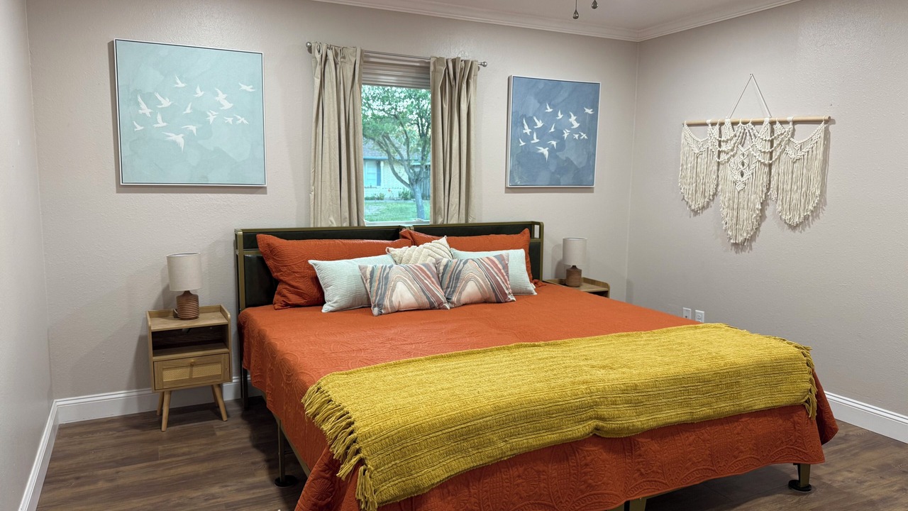Photo of Bedroom in South Side