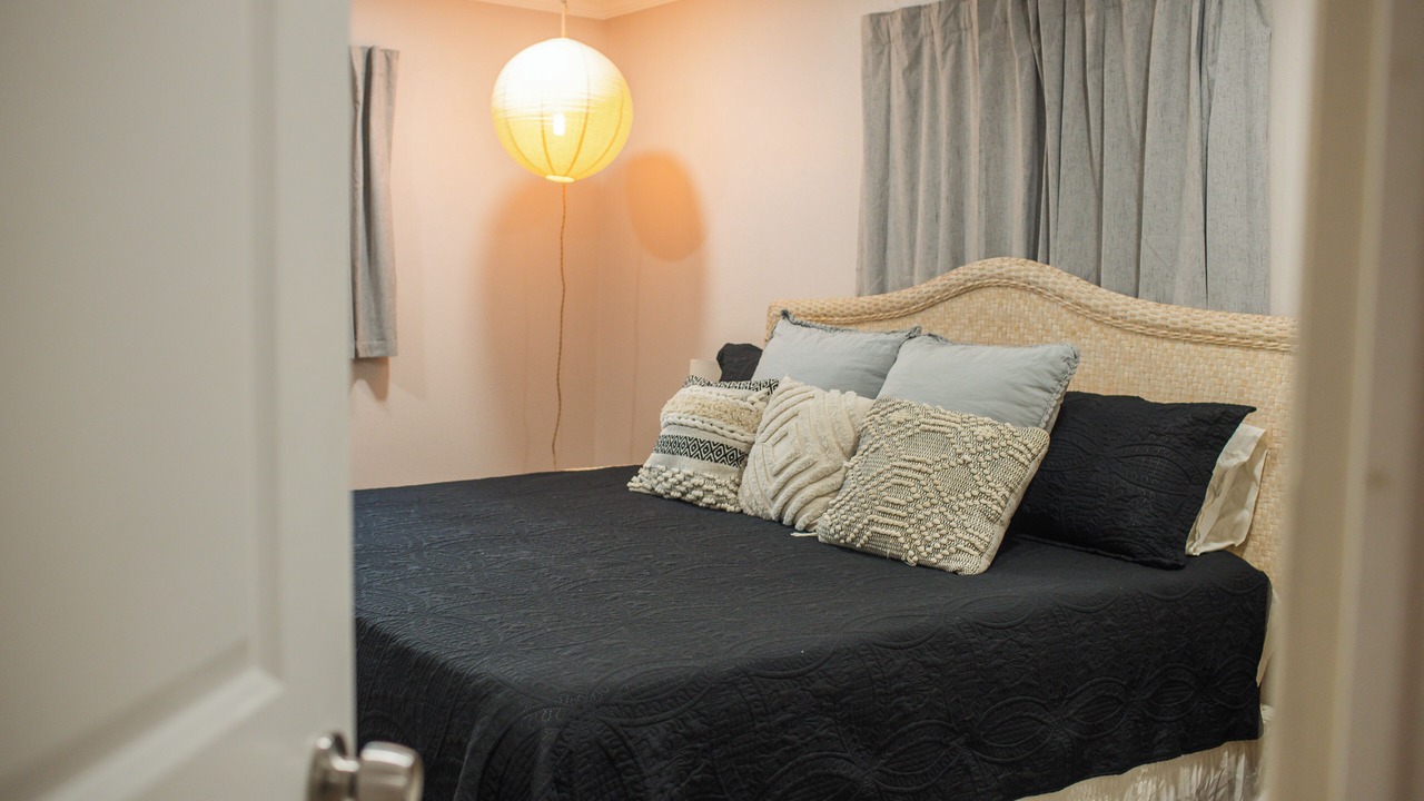 Photo of Bedroom in South Side