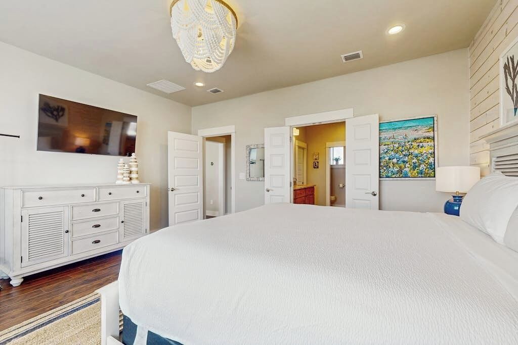 Photo of Bedroom in Rockport