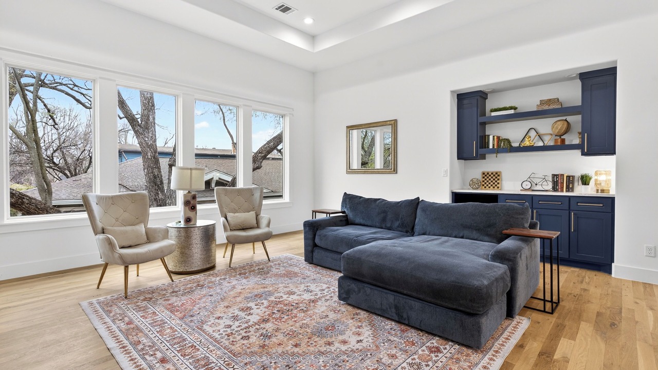 Photo of Livingroom in Old East Dallas