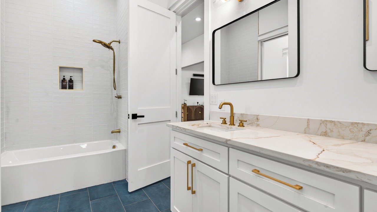 Photo of Bathroom in Old East Dallas