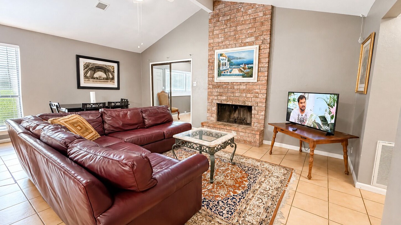 Photo of Livingroom in South Side