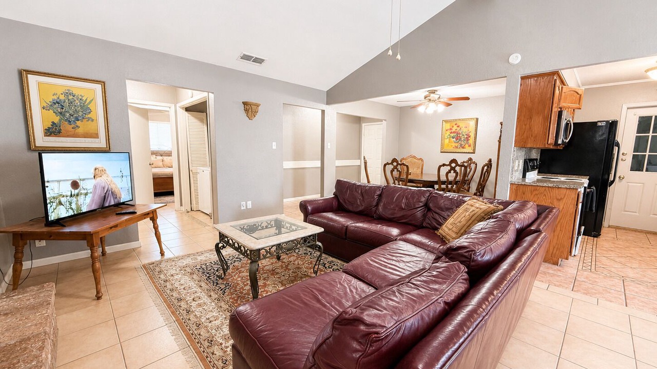 Photo of Bedroom in South Side