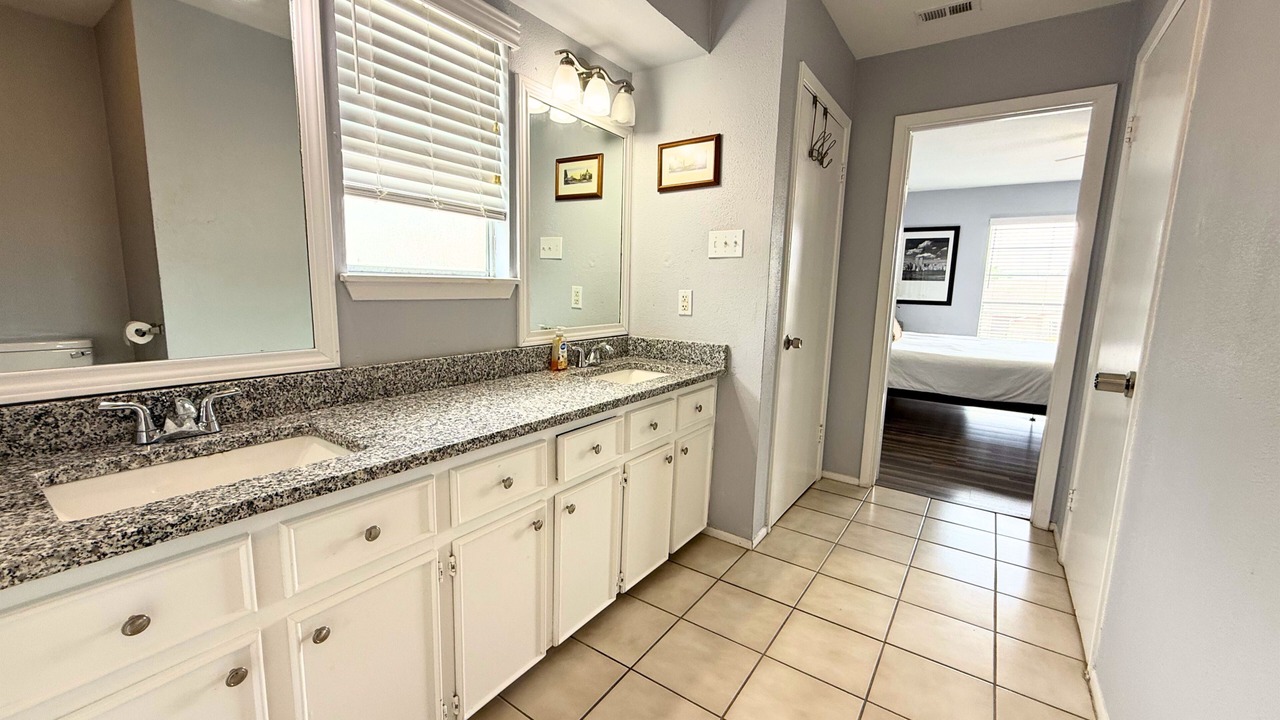 Photo of Bathroom in South Side