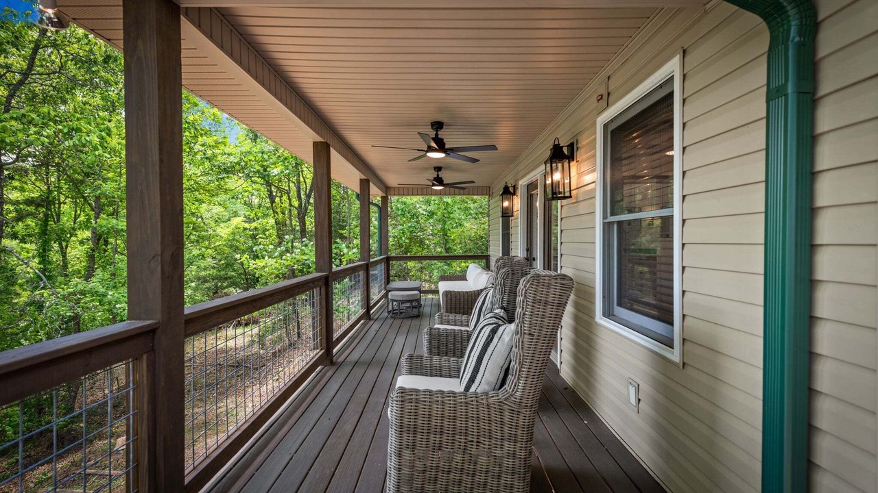 Photo of Patio Balcony in Blairsville