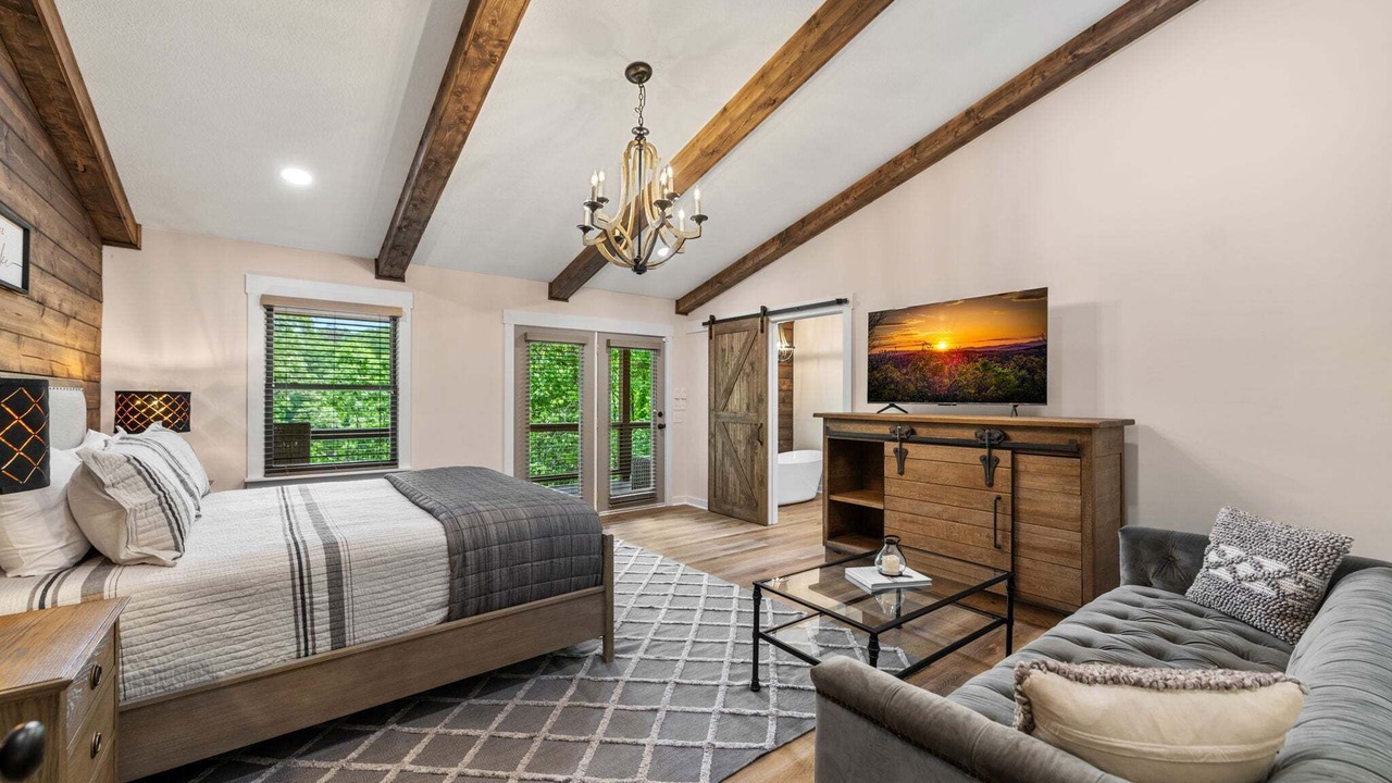 Photo of Bedroom in Blairsville