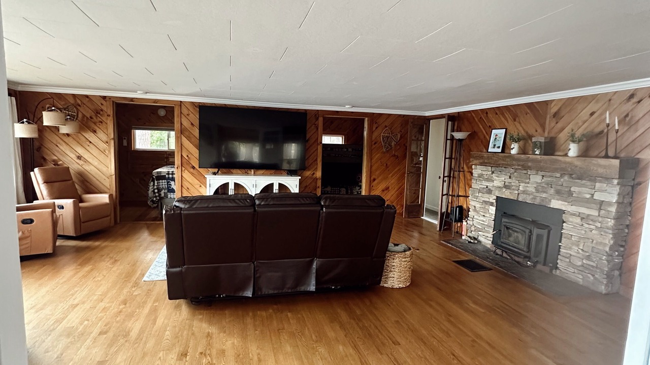 Photo of Livingroom in Monmouth