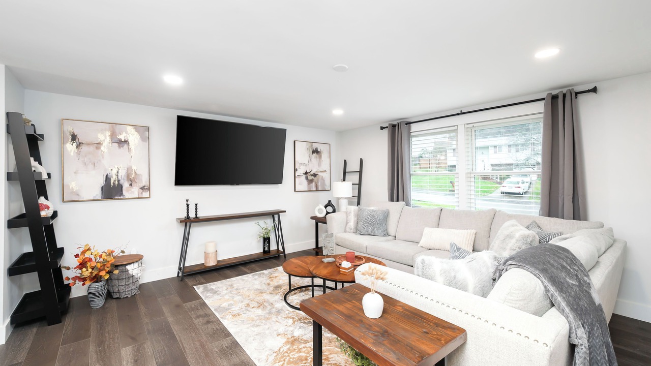 Photo of Livingroom in Cranberry Township