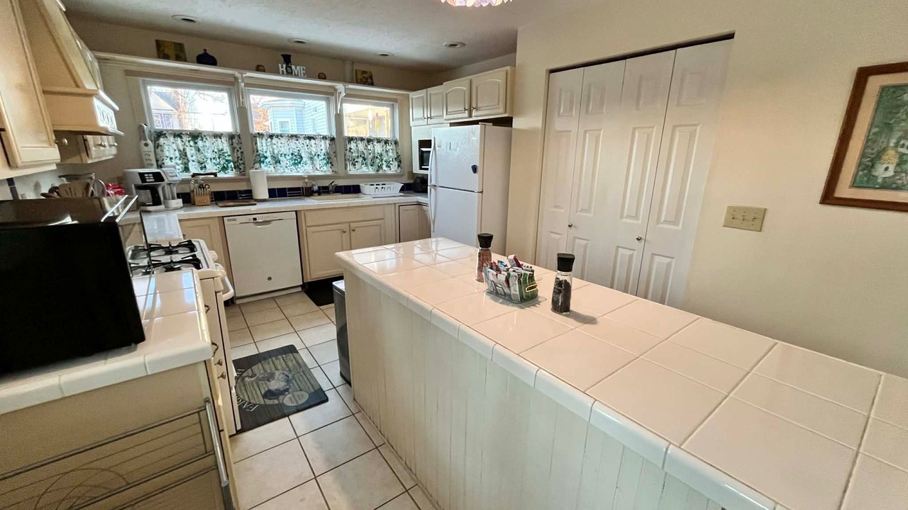 Photo of Kitchen in Conneaut