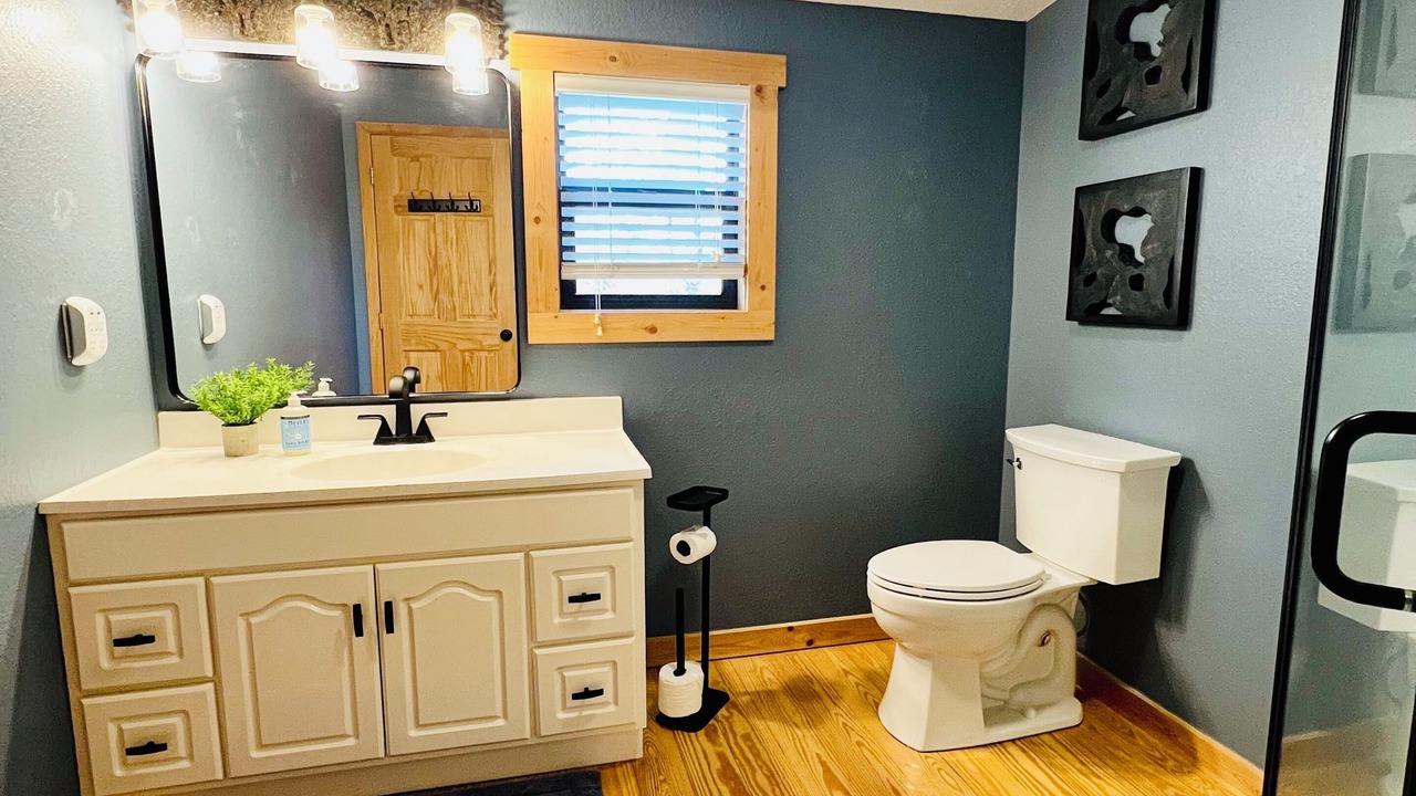 Photo of Bathroom in Murphy