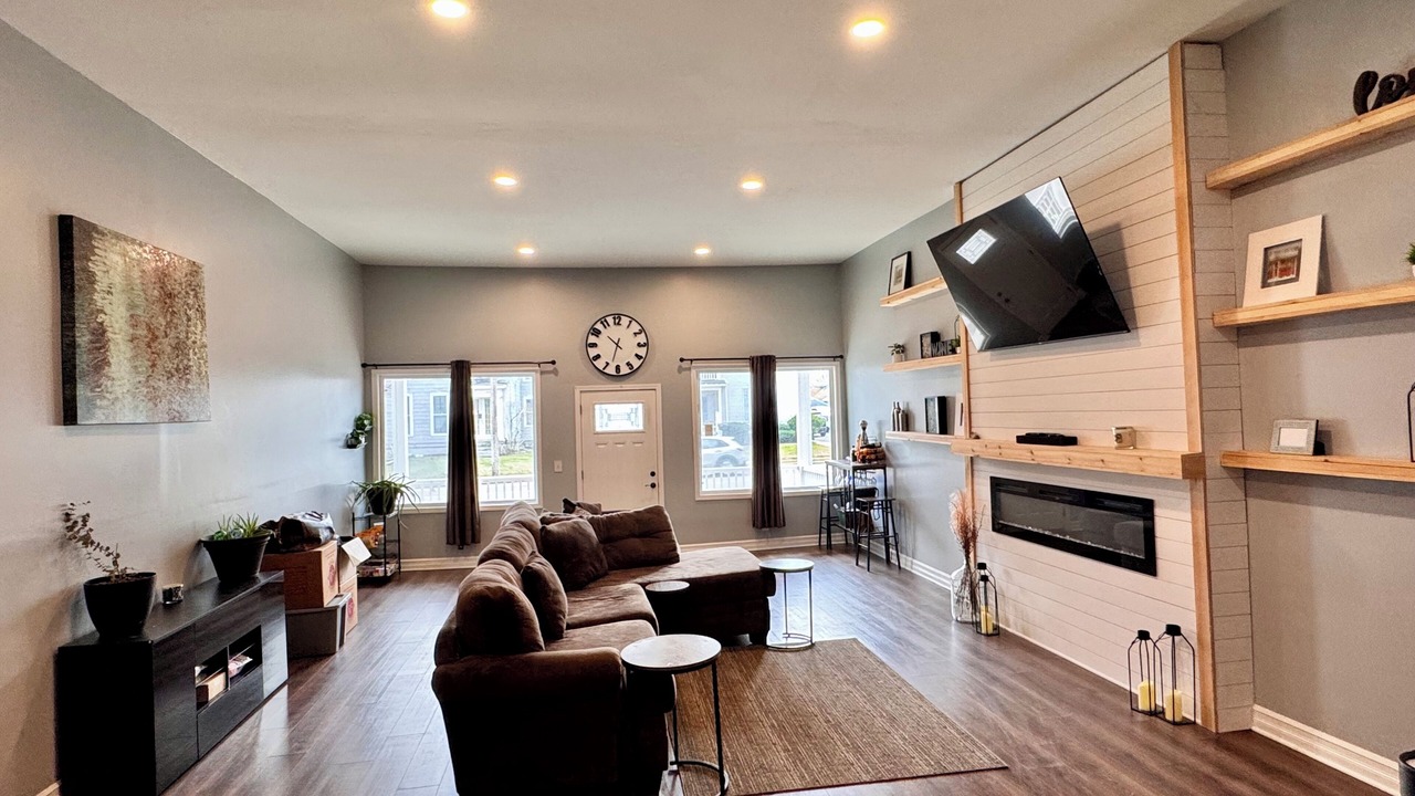 Photo of Livingroom in Lockport