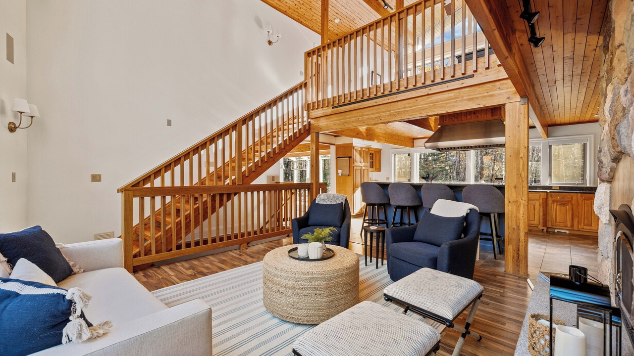 Photo of Livingroom in Cape Porpoise