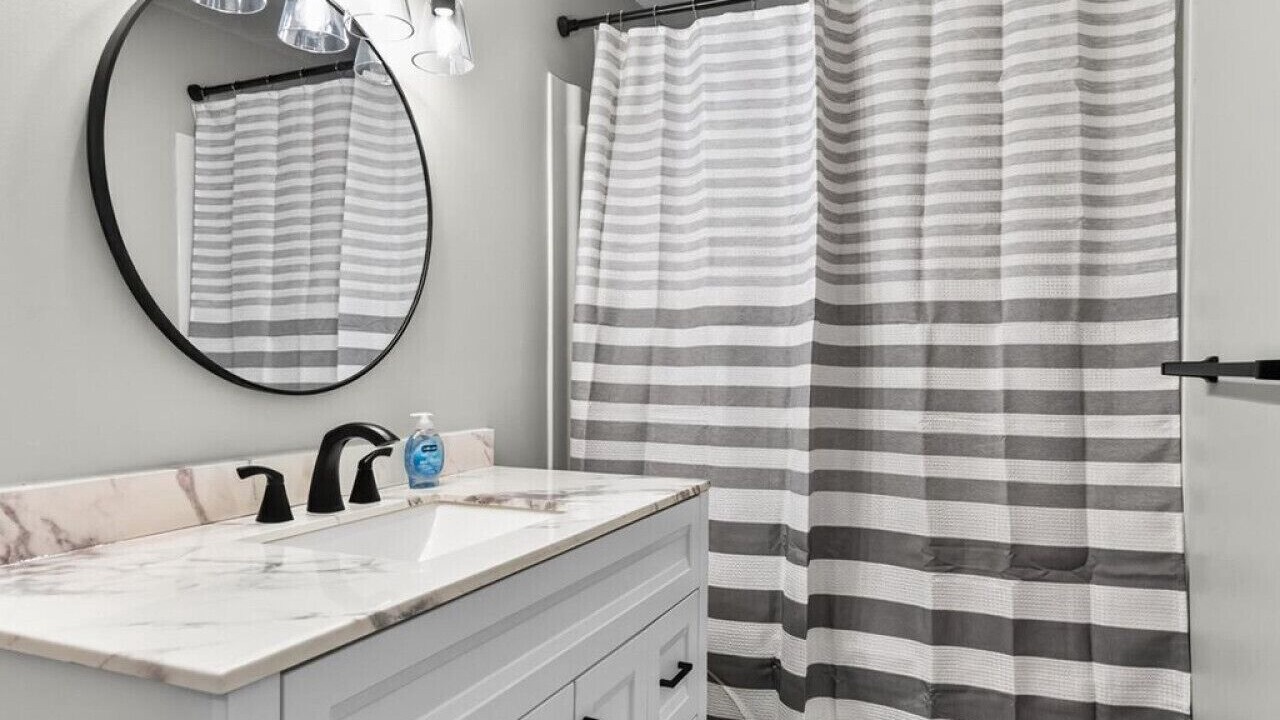 Photo of Bathroom in Town of Throop