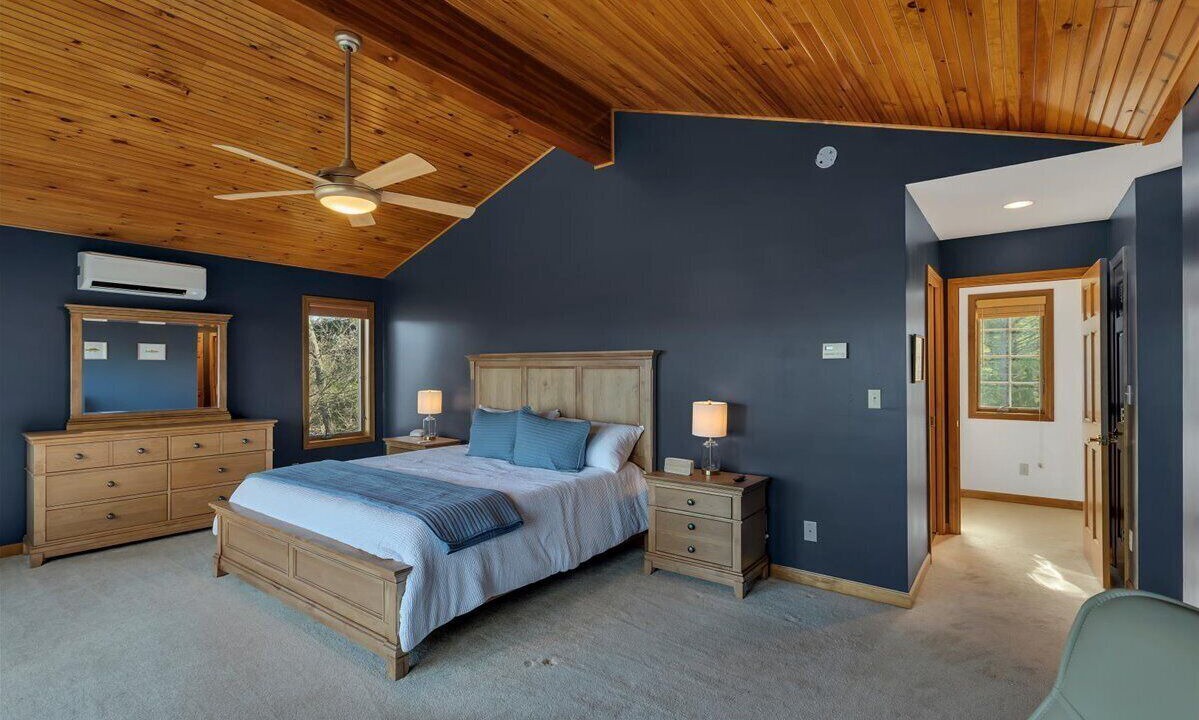 Photo of Bedroom in Diamond Point