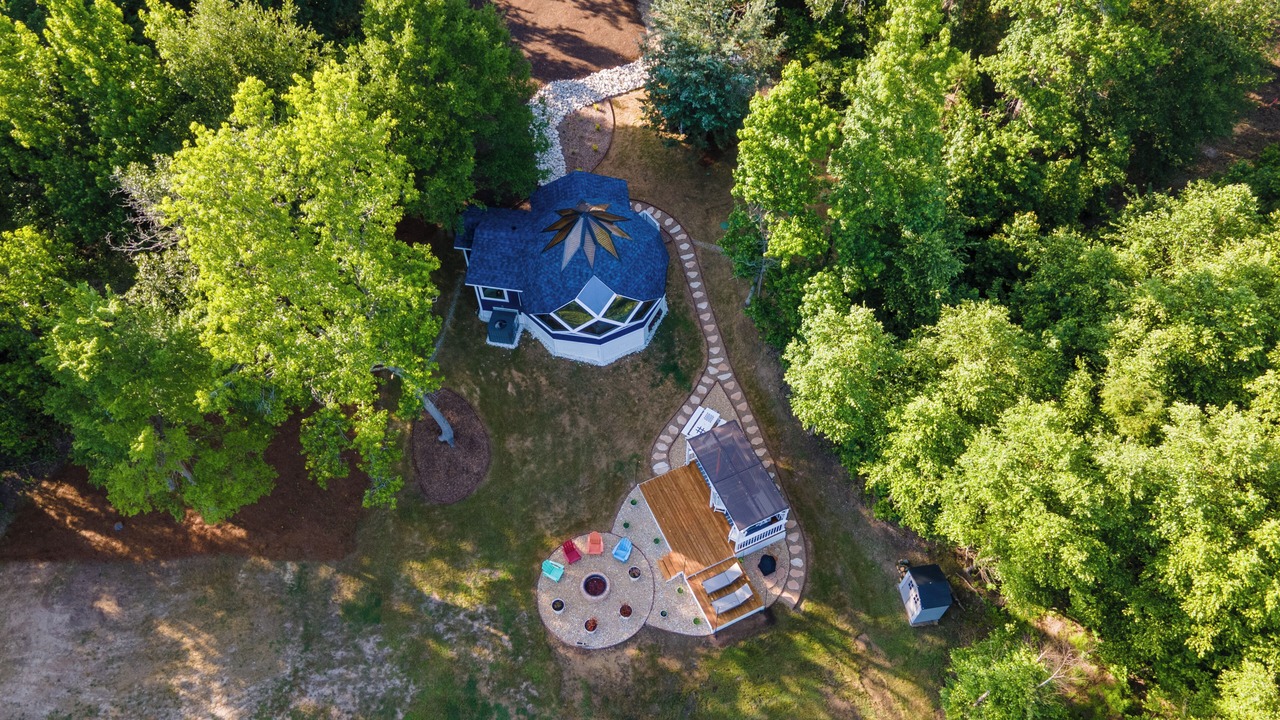 Photo of Outdoor in Mineola