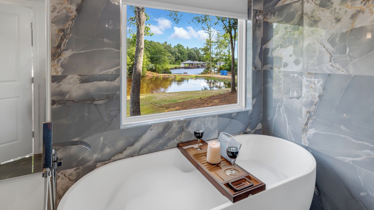 Photo of Bathroom in Mineola