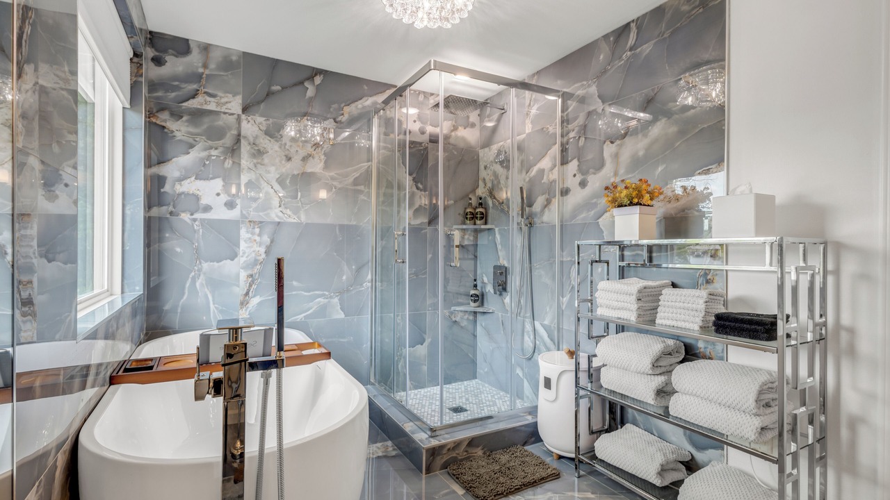 Photo of Bathroom in Mineola