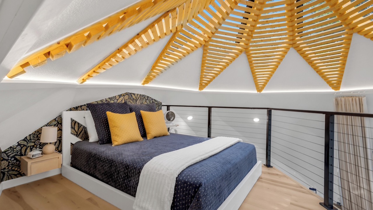 Photo of Bedroom in Mineola
