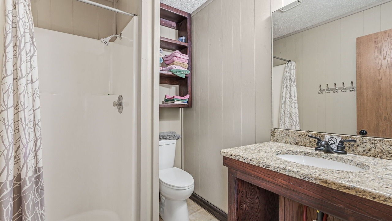 Photo of Bathroom in Shell Knob