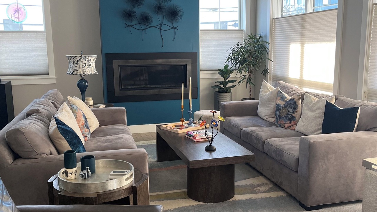 Photo of Livingroom in East Bayside