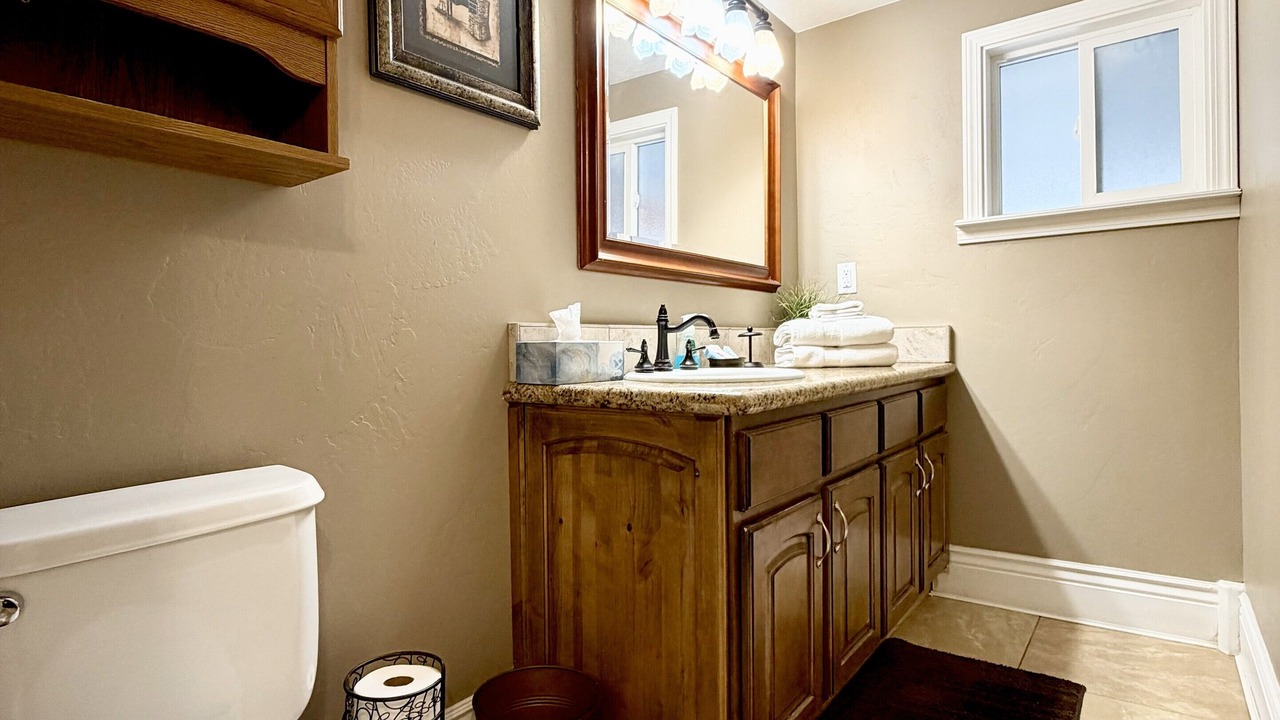 Photo of Bathroom in Garden City