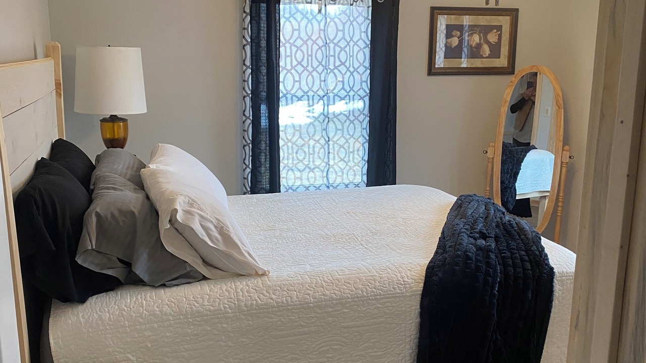 Photo of Bedroom in Allegany
