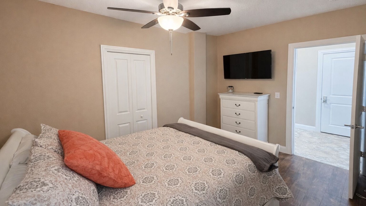 Photo of Bedroom in Geneva-on-the-Lake