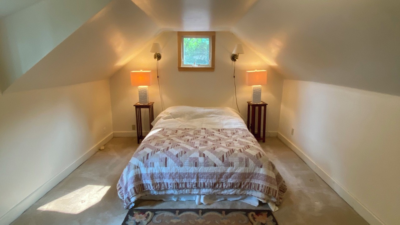Photo of Bedroom in Isle of Springs