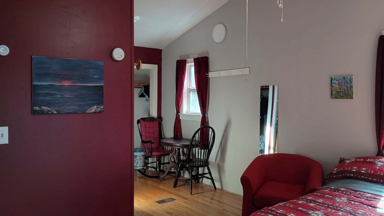 Photo of Bedroom in West Tremont