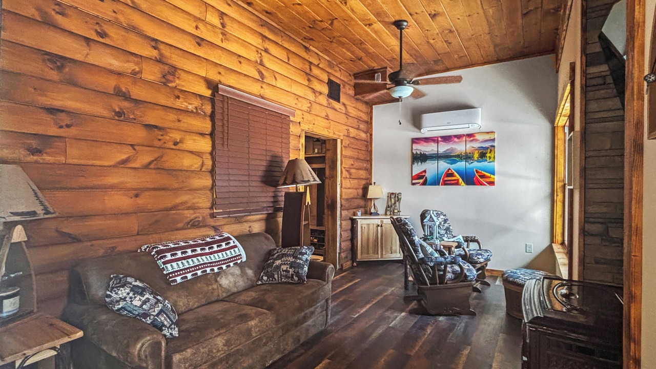 Photo of Livingroom in Beaver Cove
