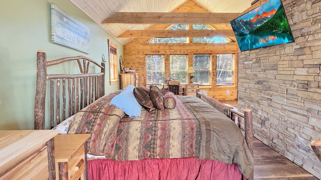 Photo of Bedroom in Beaver Cove
