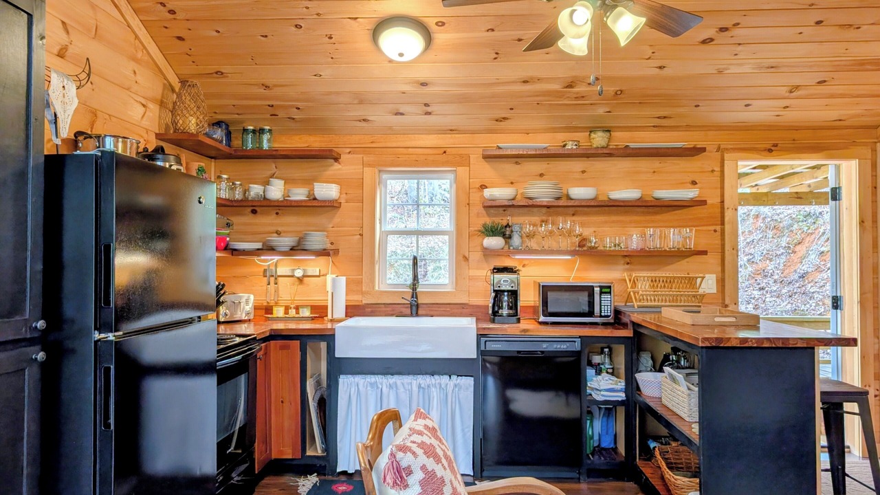 Photo of Kitchen in Clarkesville