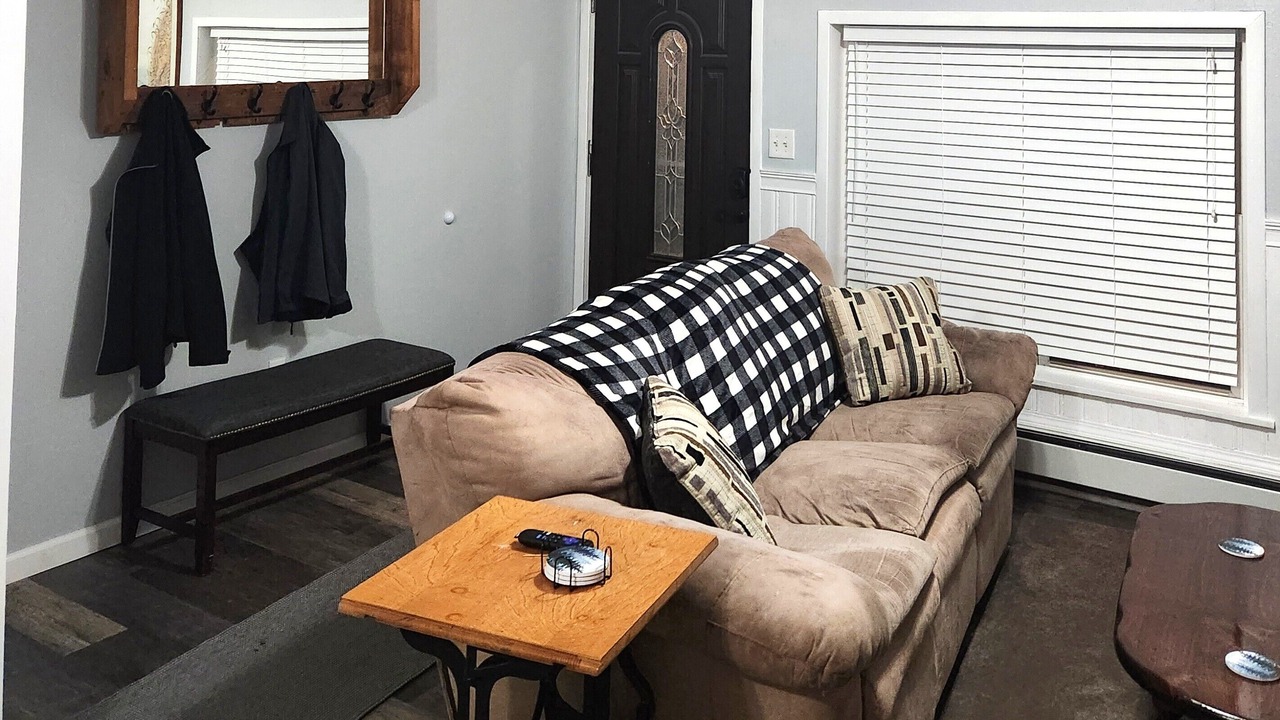 Photo of Livingroom in East Springfield