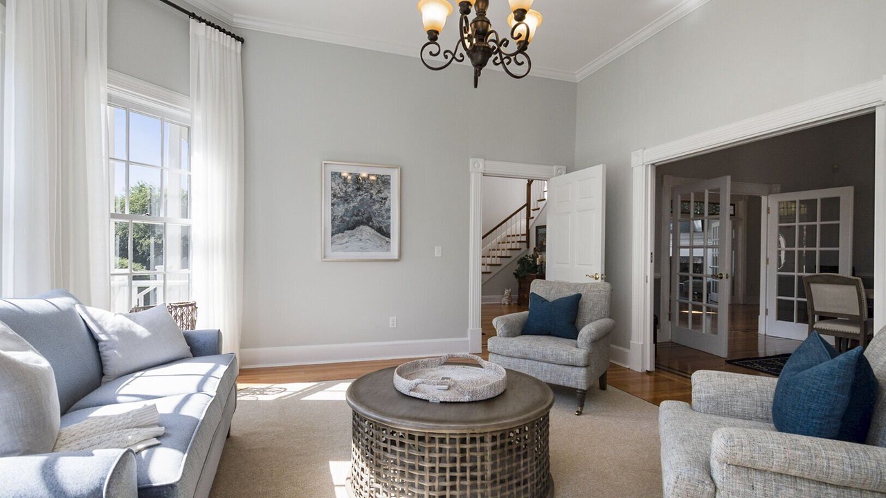 Photo of Livingroom in Narragansett