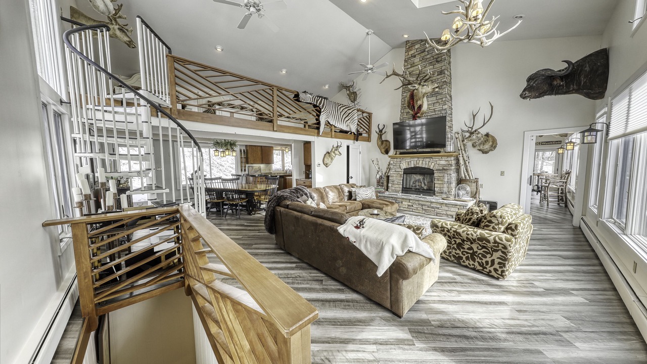 Photo of Livingroom in Ellicottville
