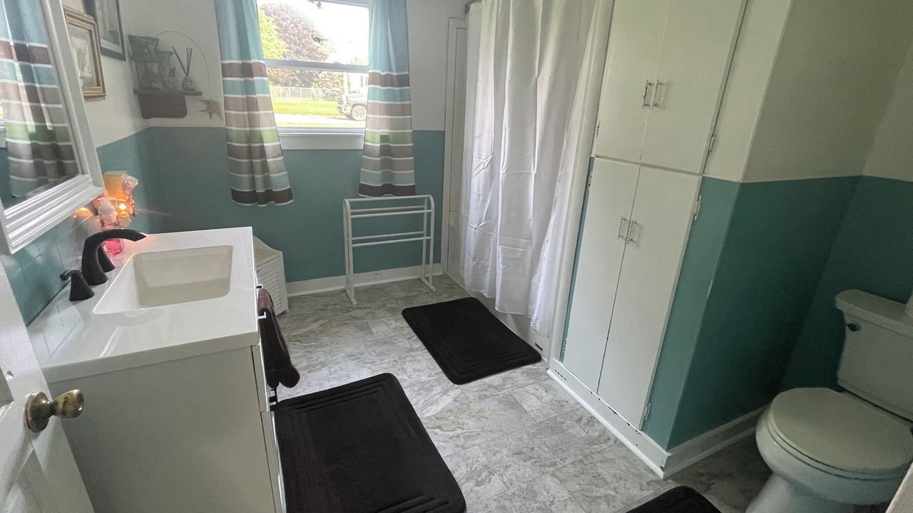 Photo of Bathroom in Kane