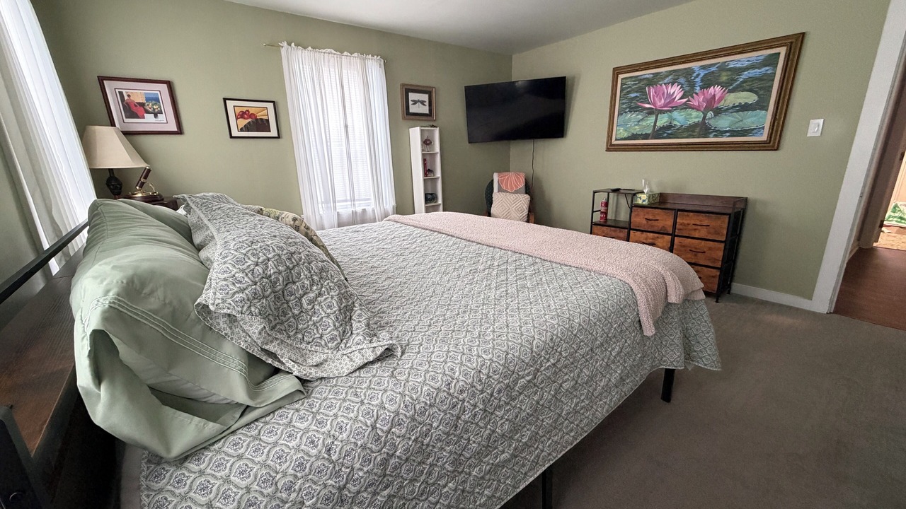 Photo of Bedroom in Kane