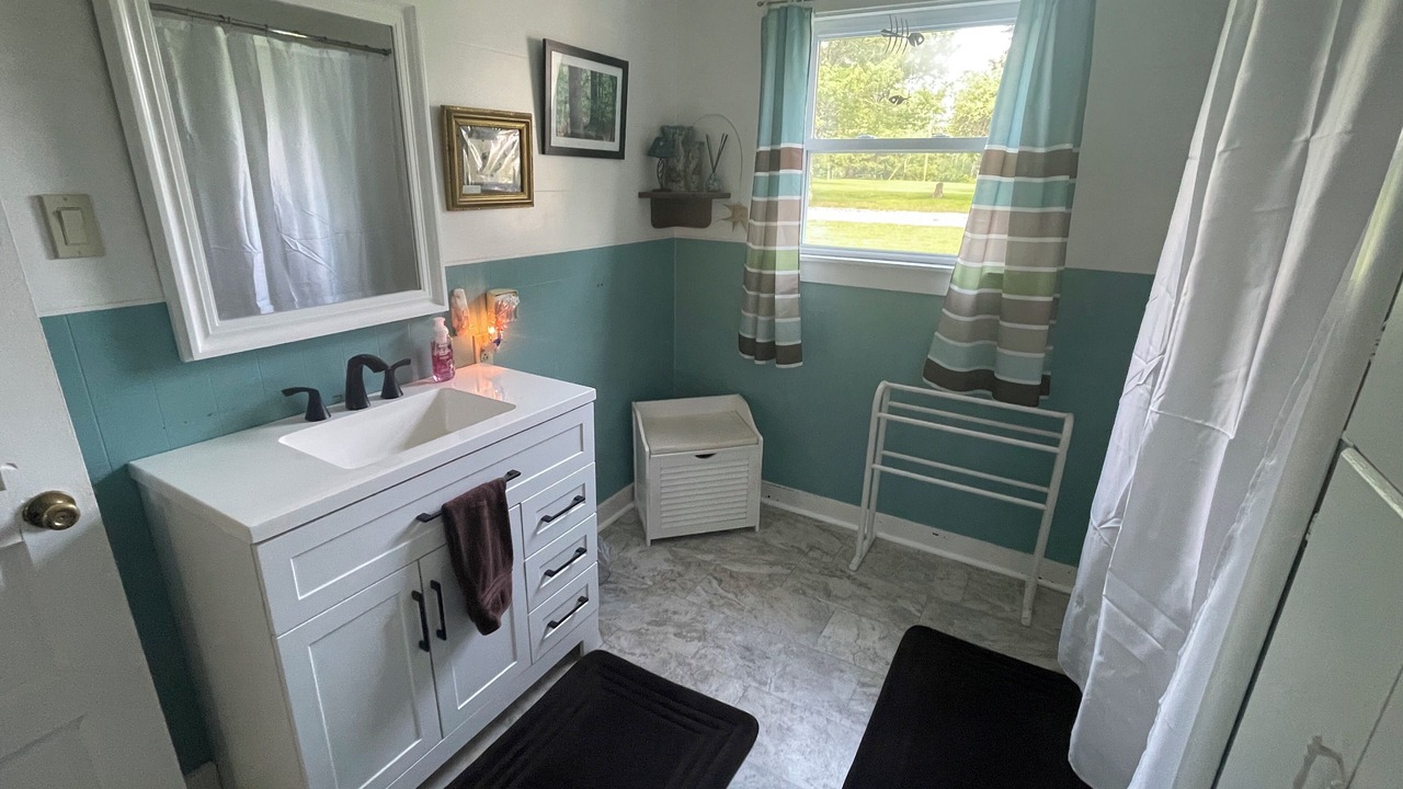 Photo of Bathroom in Kane