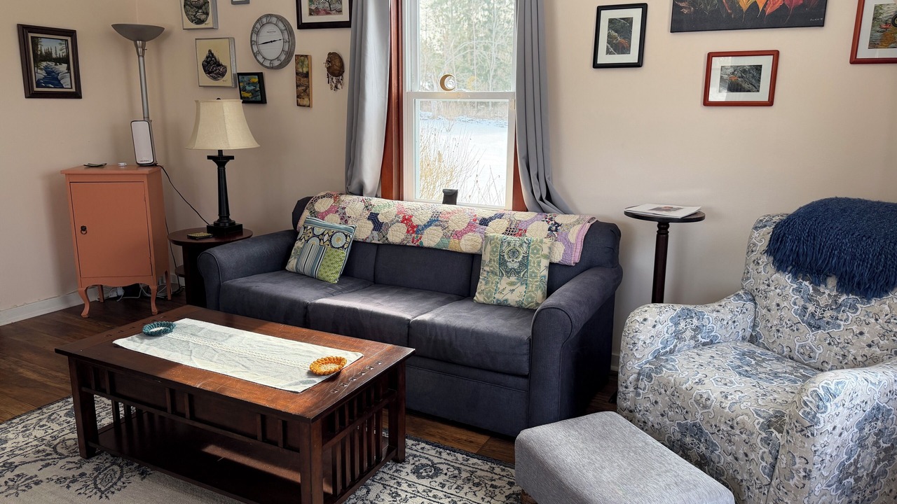 Photo of Livingroom in Kane