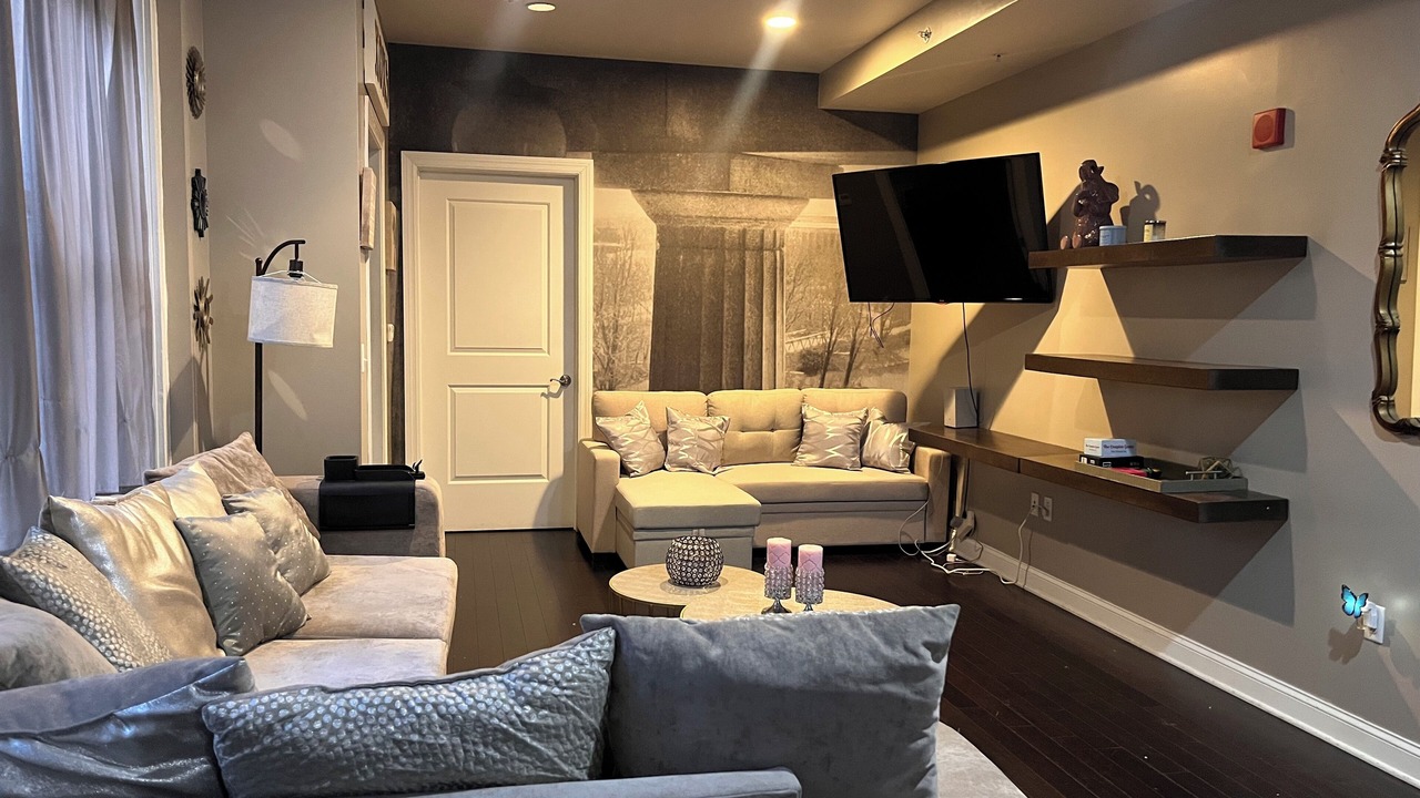 Photo of Livingroom in Downtown Buffalo