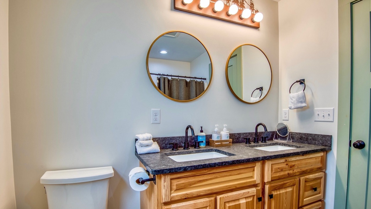 Photo of Bathroom in Bartlett