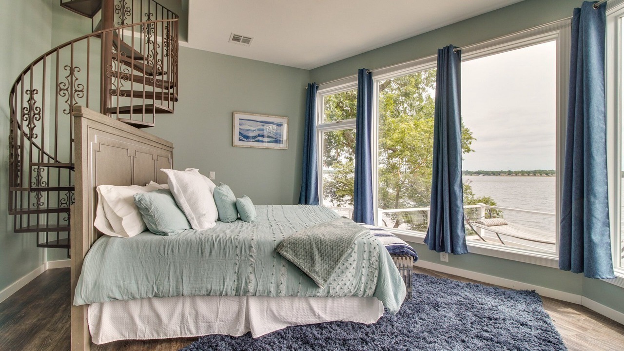 Photo of Bedroom in Dennis
