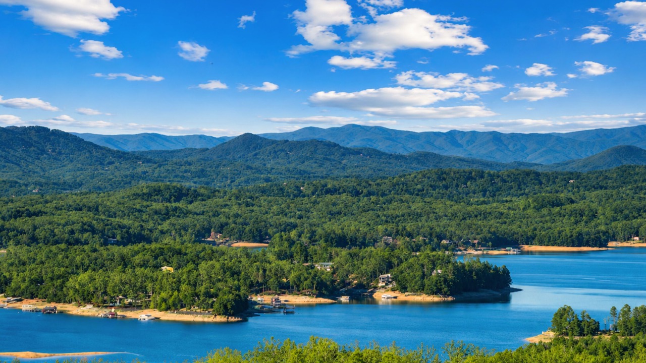 Photo of Others in Ridges Over the Lake