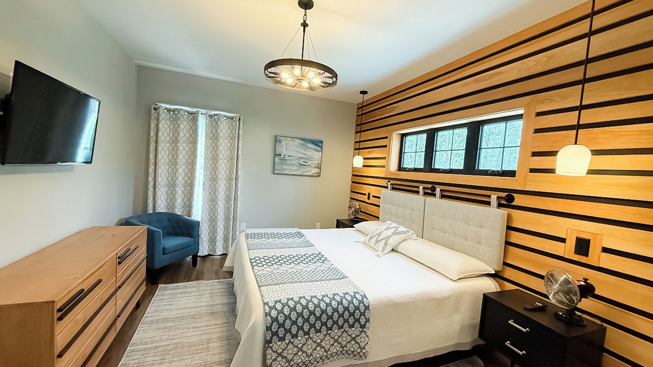 Photo of Bedroom in Ellsworth