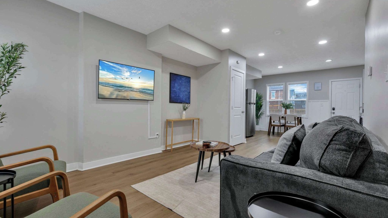 Photo of Livingroom in Olde Towne East