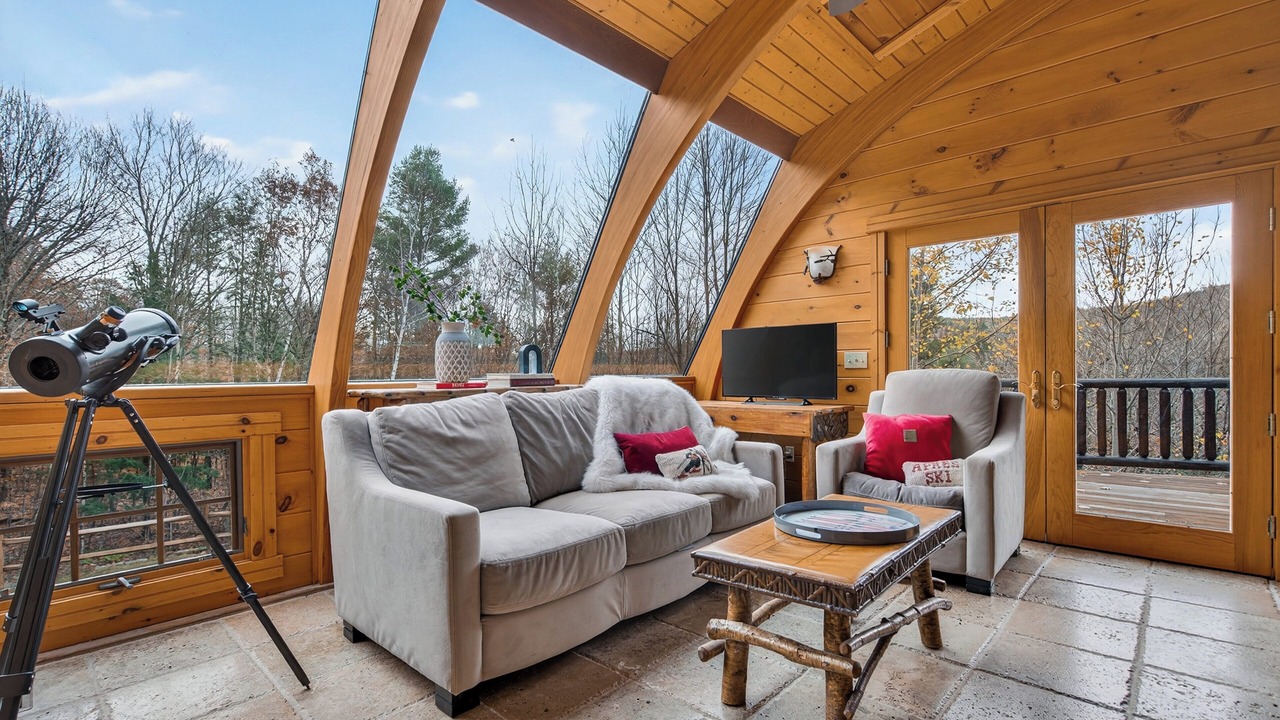 Photo of Livingroom in Wevertown