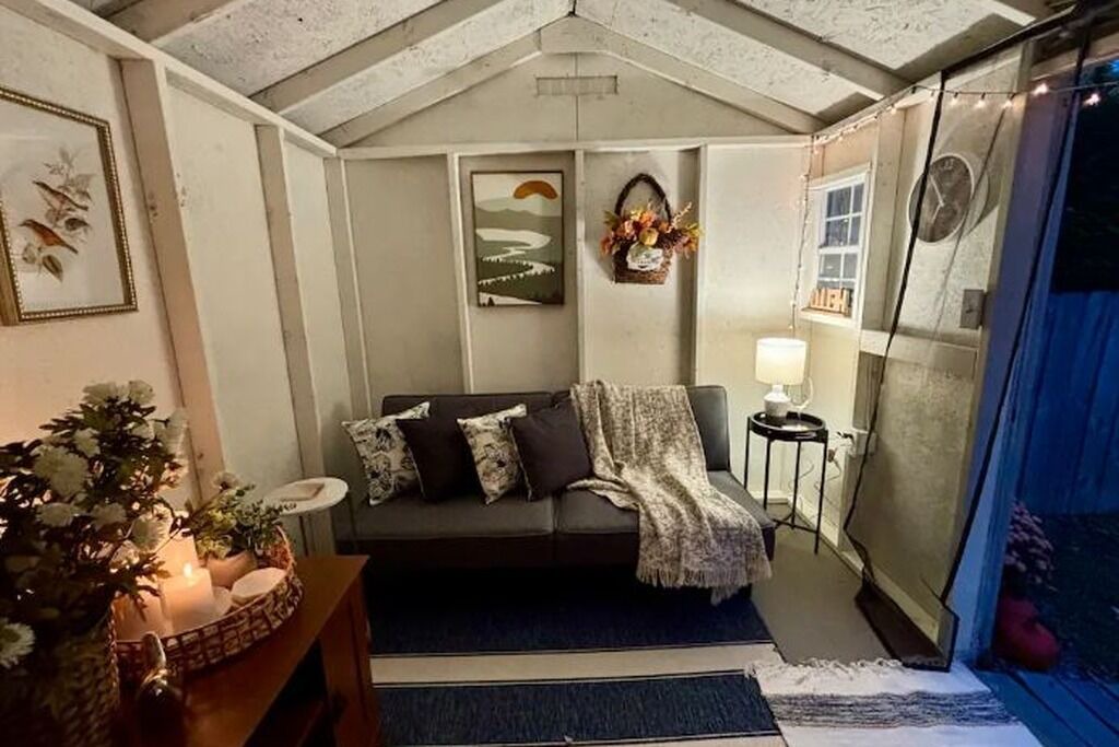 Photo of Livingroom in Honeoye