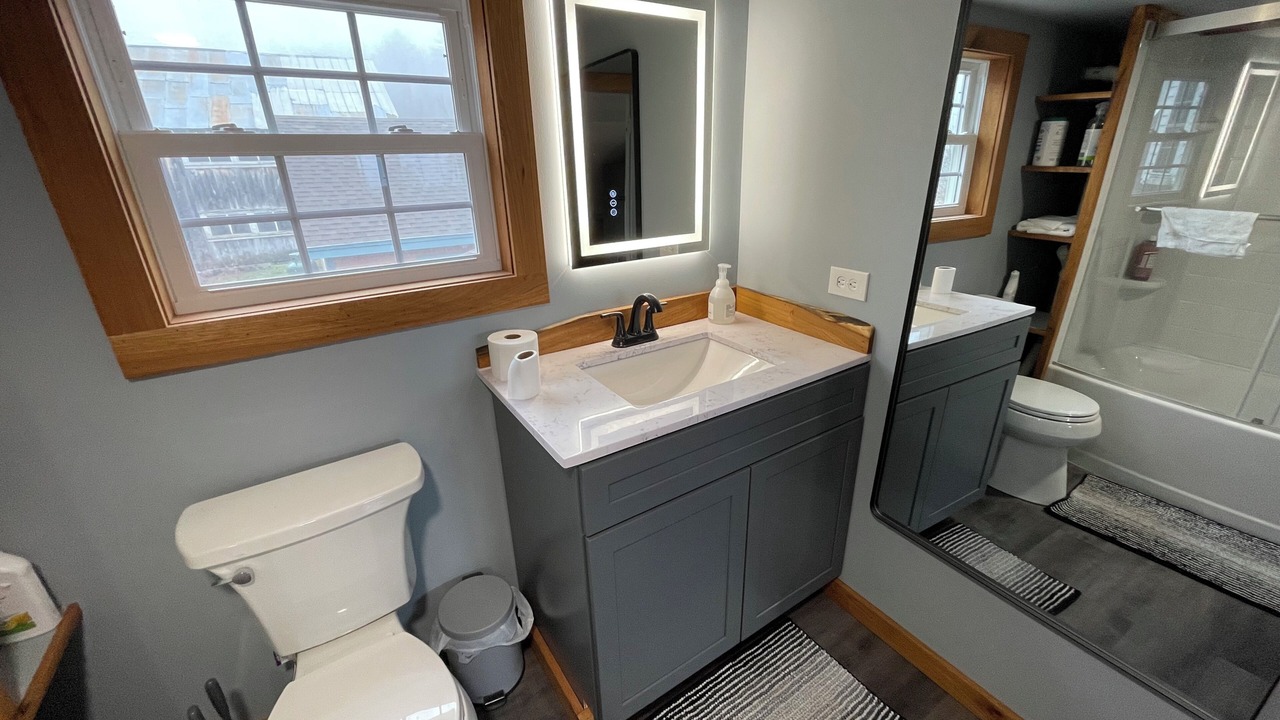 Photo of Bathroom in Center Lovell