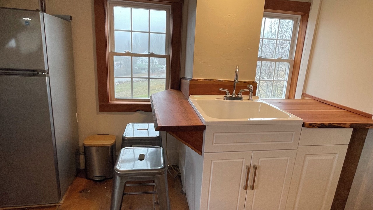 Photo of Kitchen in Center Lovell