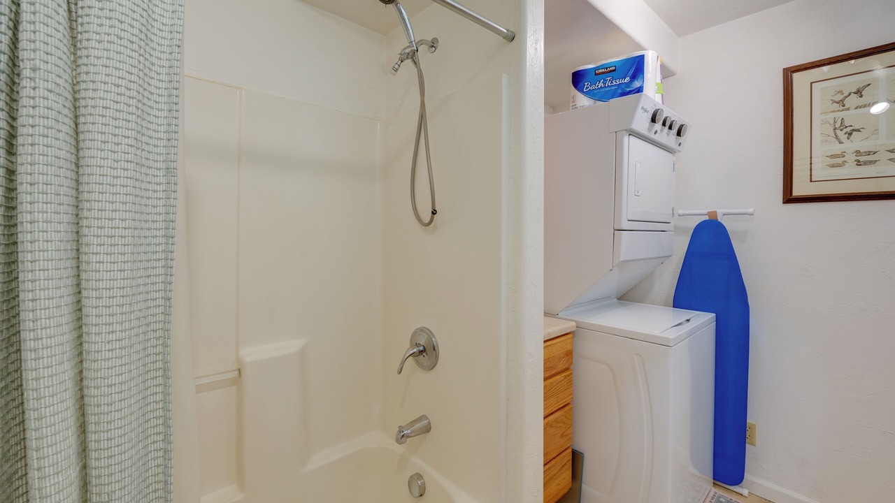 Photo of Bathroom in Diamond Ridge